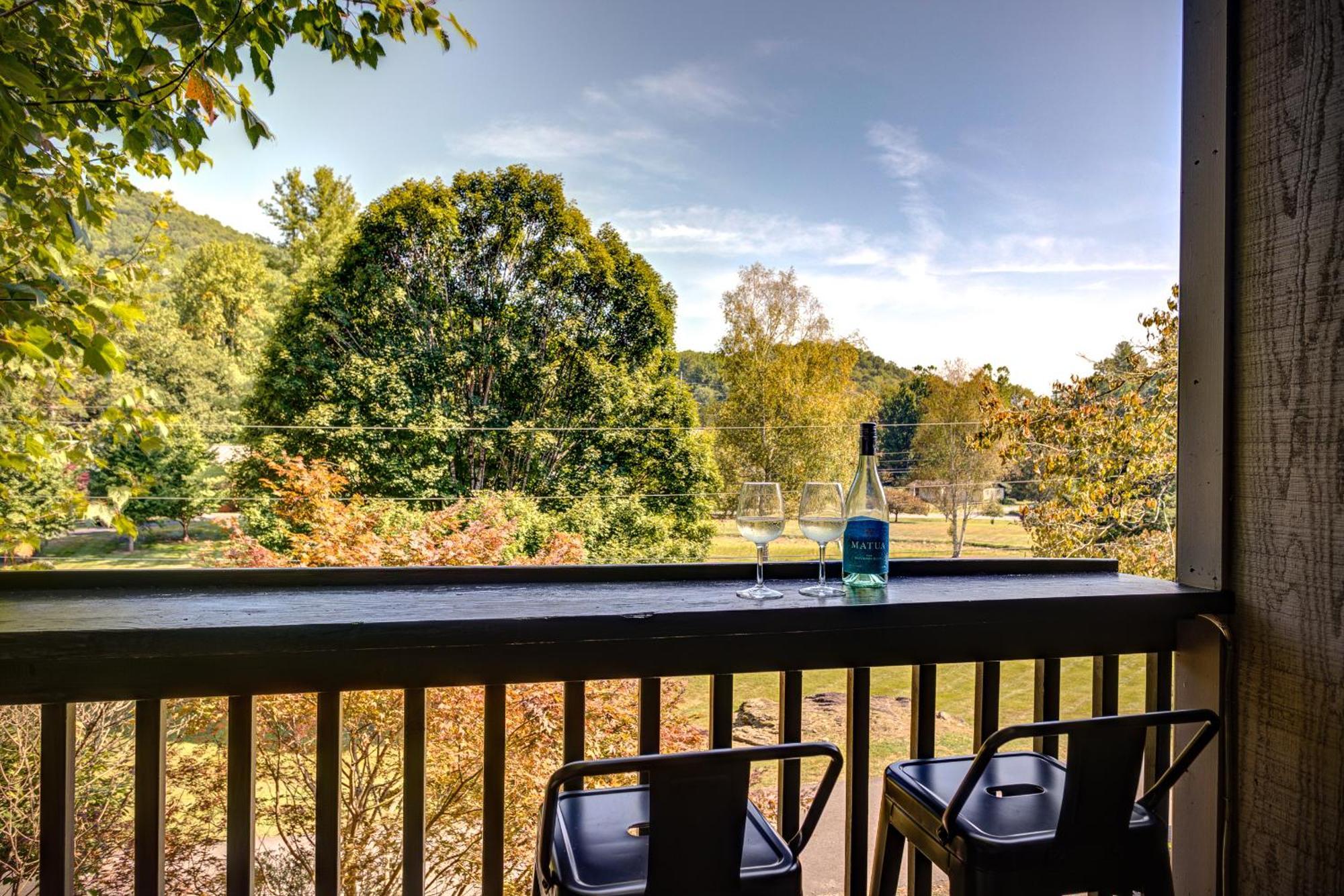 The Zen Den Peaceful With Mountain Views * Banner Elk