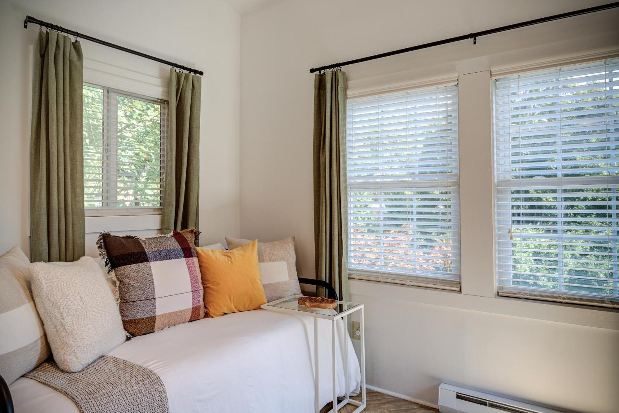 The Zen Den Peaceful With Mountain Views * Banner Elk